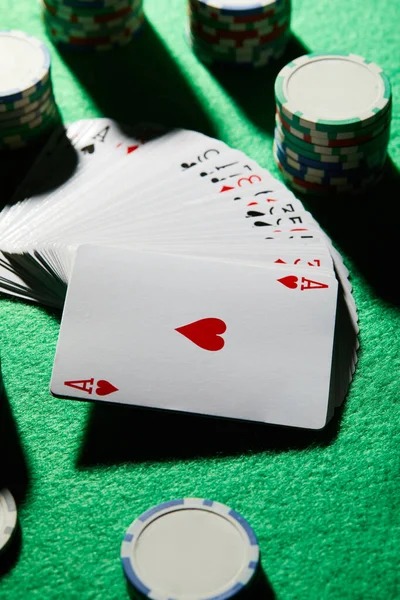 yypaus Weekly Poker Series